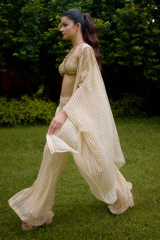 Co-ord set Contemporary Wear – White Janeman by NIKASHA