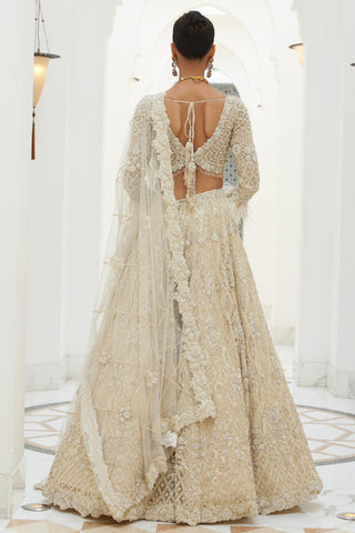 Lehenga Set Indian Wedding – Ivory Net Elegance by Nitika Gujral
