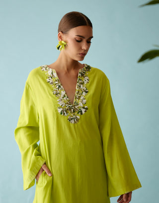 Lime green embroidery flower kaftan and pants 2XL / green / women Lime green embroidery flower kaftan and pants 2XL / green / women