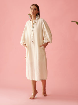 Cream A-Line Flower Tassels Dress L Cream A-Line Flower Tassels Dress L