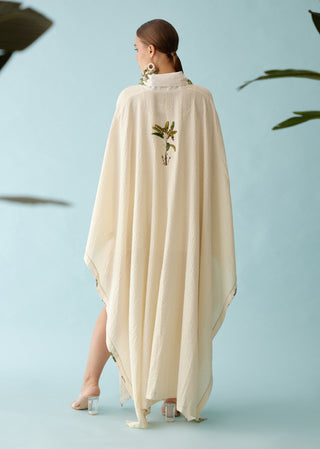 Cream kimono sleeves overgarment