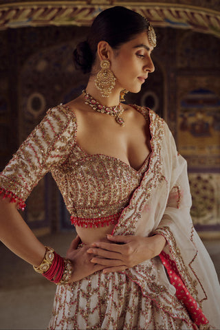 Lehenga set for Indian Wedding – Ivory Kashish by Nitika Gujral