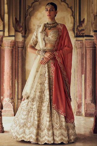 Lehenga set for Indian Wedding – Gold Kashish by Nitika Gujral