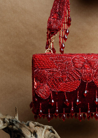 Red ornate radiance kasse bag