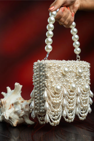 Bridal Clutch Bag Indian Wedding – Oyster Kasse White by Nayaab by Sonia