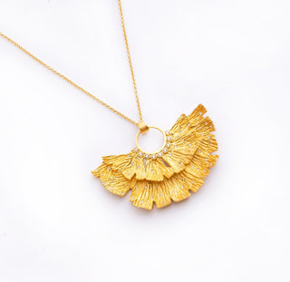 Necklace Contemporary Wear - Gold Ginkgo Wide Pendant by Putstyle