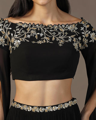 Black off shouldered cape sleeves crop top and skirt set