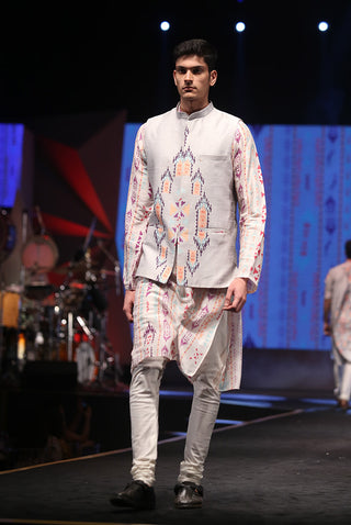 Zaheer cream printed kurta and bandi set