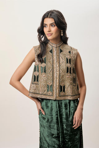 Jacket set for Contemporary Wear – Delnaz Emerald Green Embroidered by Payal Singhal