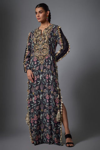 Black kaftan