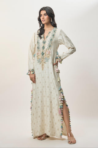 Off white kaftan for Indian Wedding – Shahnmeh Yoke Beyza Kaftan by Payal Singhal