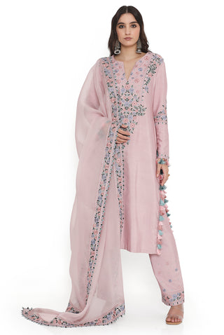 Blush pink embroidered kurta set