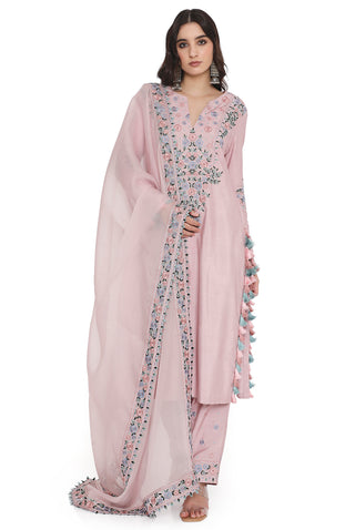 Blush pink embroidered kurta set