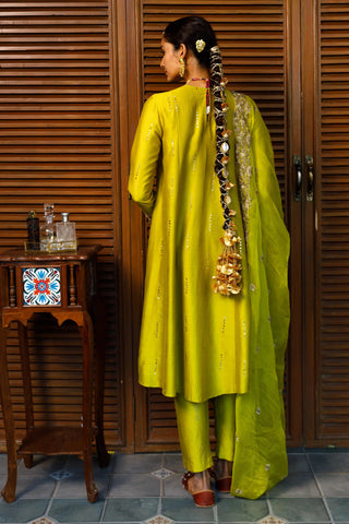 Olive green yoke kurta and pant with dupatta