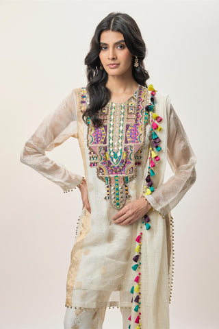 Kurta set for Indian Wedding – Shirin Off-White Embroidered by Payal Singhal