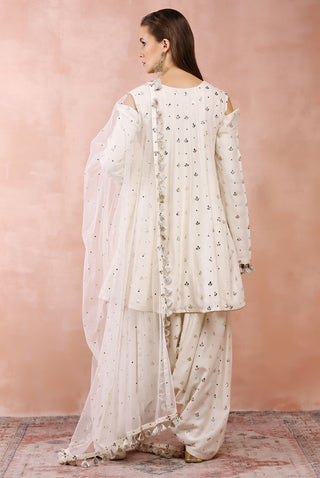 Offwhite embroidered kurta and salwaar set