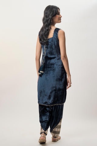 Navy blue shahnmeh kurta with salwar and dupatta