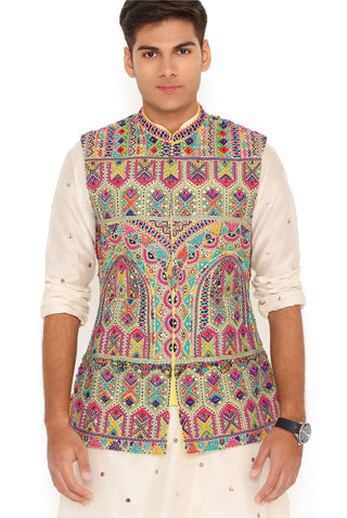 Yellow embroidered bandi and kurta set