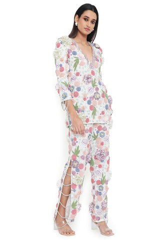 Offwhite embroidered short kurta and pant