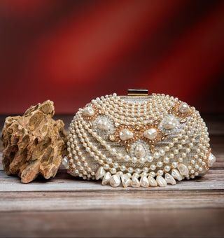 Luxury Potli Bag Indian Wedding – Pearl Adorn Kasse by Nayaab by Sonia