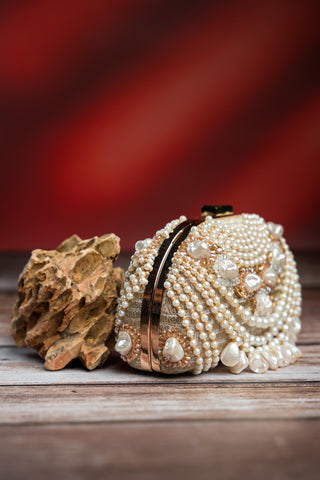 Luxury Potli Bag Indian Wedding – Pearl Adorn Kasse by Nayaab by Sonia