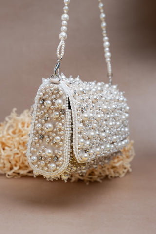 Ivory pearl cluster kasse ash bag