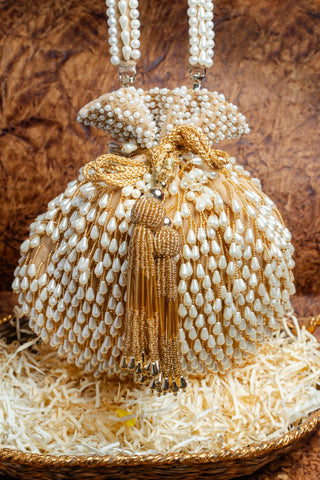 Gold pearl treasure bag