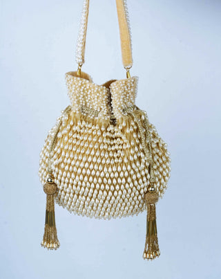 Gold pearl treasure bag