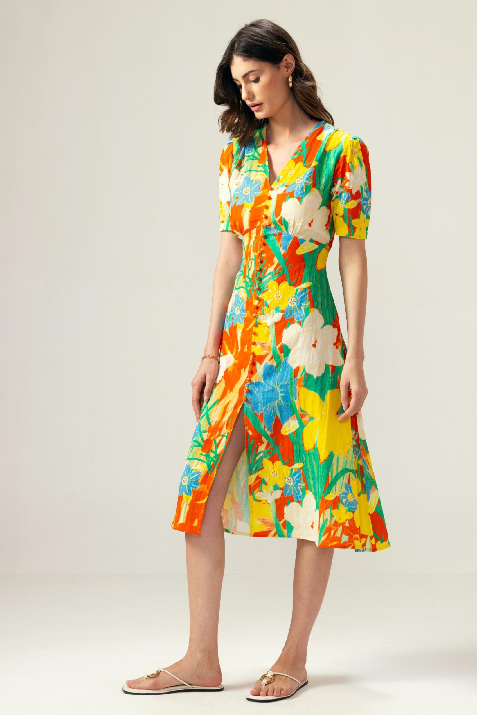 isha midi dress Red isha midi dress - Reena Sharma