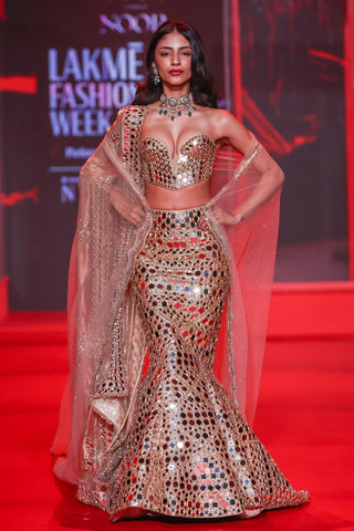 Lehenga Indian Wedding - Gold Tarakshi Lehenga by Itrh