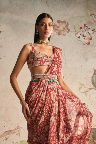 Red glamour icon saree set