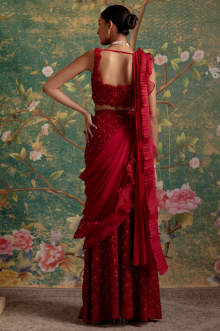 Red finesse era skirt set
