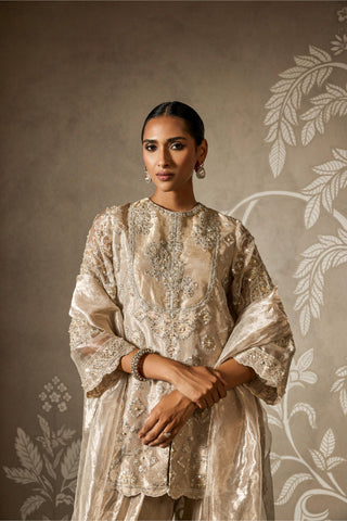 Gold shaila zar bano kurta set