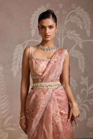 Pink folds saree with embroidered belt