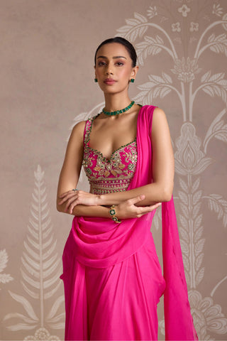 Pink folds saree set
