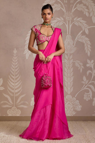 Pink folds draped saree set