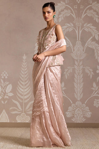Pink folds embroidered with saree