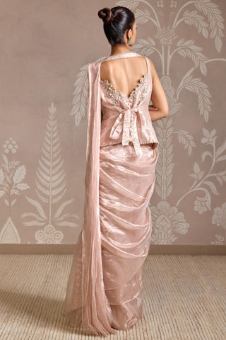 Pink folds embroidered with saree