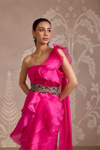 Pink folds saree with jeweled belt