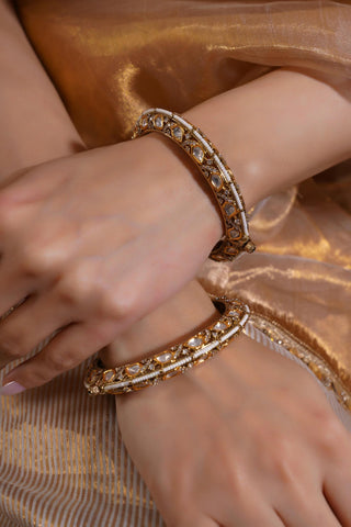 Bangles Set for Indian Weddings – Gold Ruhani by Amraani