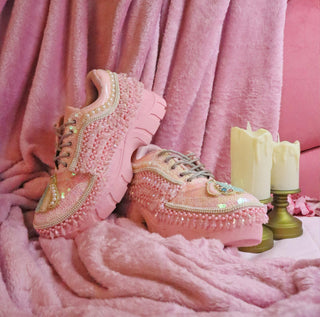Oyester pink sparkling sneakers