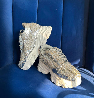 Silver snowflake embroidered sneakers