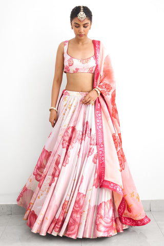 Lehenga Set for Wedding Evenings – Blush Bloom Rooh Rang by Shasha Gaba