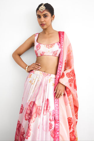 Lehenga Set for Wedding Evenings – Blush Bloom Rooh Rang by Shasha Gaba