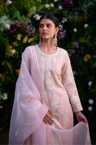 Kurta Set for Contemporary Wear – Light Pink Chanderi by Shyam Narayan Prasad
