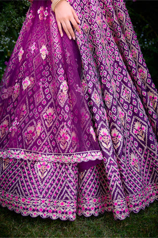 Lehenga Set for Indian Wedding – Raspberry Purple Embroidery by Shyam Narayan Prasad