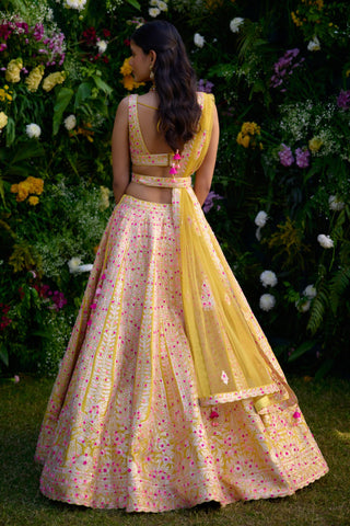 Lehenga Set for Indian Wedding – Spectra Yellow Gota Embroidery by Shyam Narayan Prasad