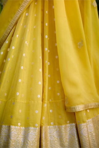 Lehenga Set for Indian Wedding – Daffodil Yellow Lurex by Shyam Narayan Prasad