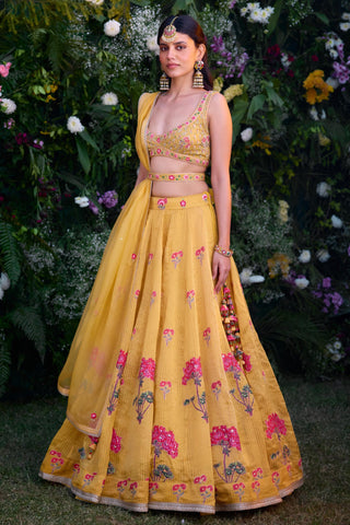 Lehenga Set for Indian Wedding â€“ Spectra Yellow Zardozi by Shyam Narayan Prasad