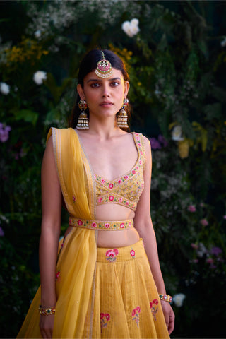Lehenga Set for Indian Wedding – Spectra Yellow Zardozi by Shyam Narayan Prasad